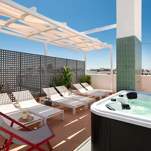 Apartamento Magno San Gil - Shared Jacuzzi, Sevilha